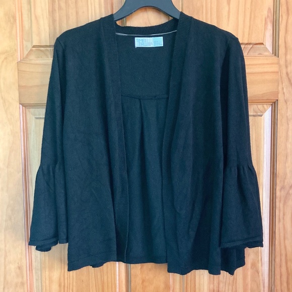 Women’s size small Time and Tru black shrug with 3/4 length bell sleeves - Picture 2 of 5